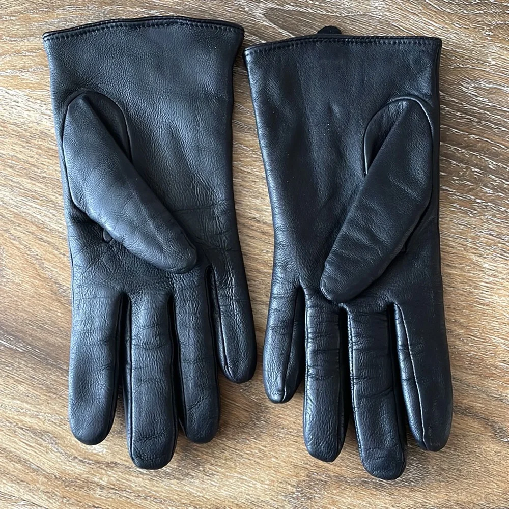 Dillard’s Genuine Leather Driving Gloves Size M